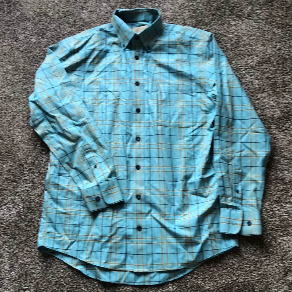 Cabela’s mens button down shirt